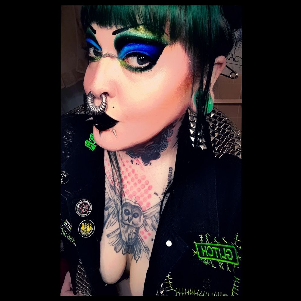 Glitch Darqly