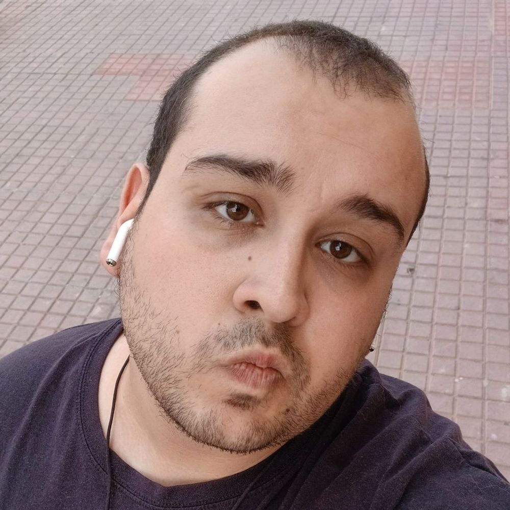 Héctor 🐻‍❄️🩶