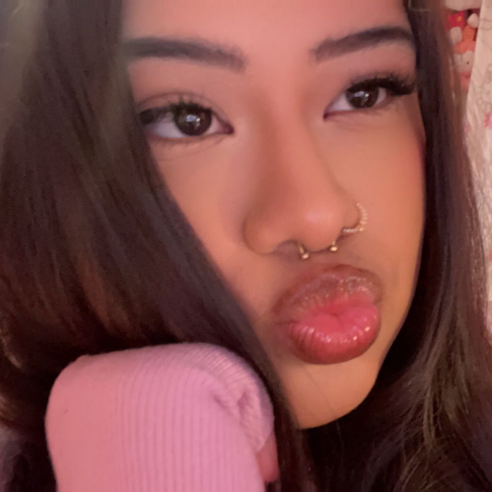 ⋆˚𝜗𝜚˚⋆ana liz𖦹 ☼ ⋆｡˚⋆ฺ ♡