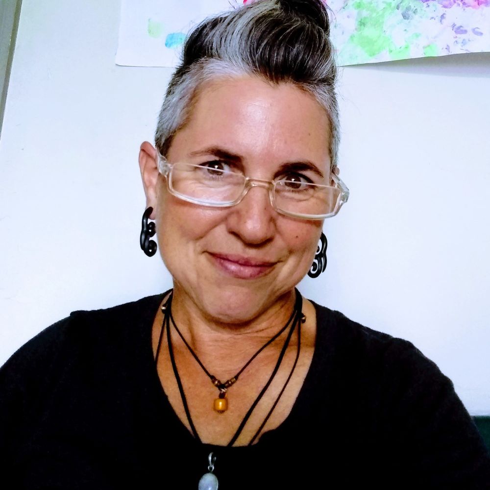 Lisa Kofakis. Herbalist