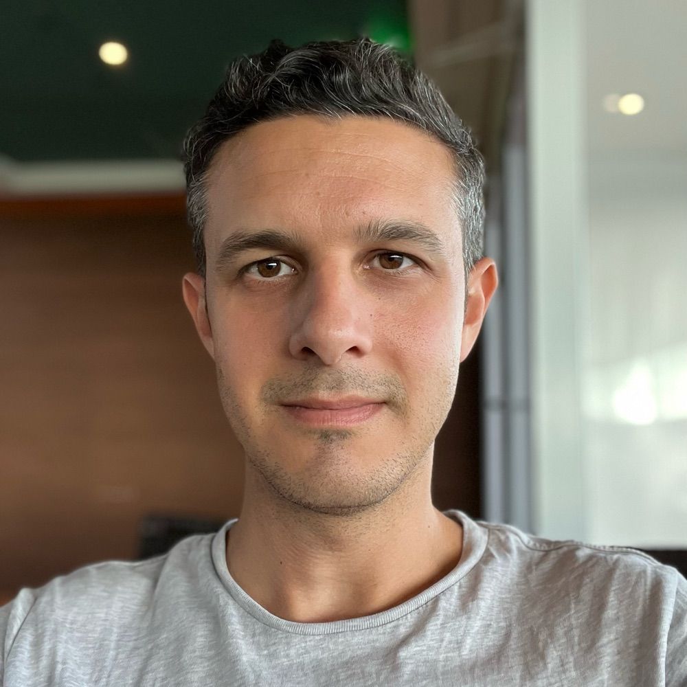 Iván Oliver