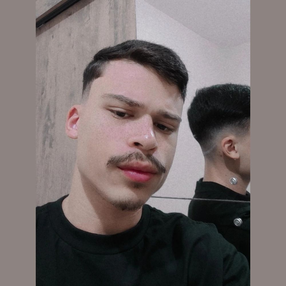 Nicolaxz