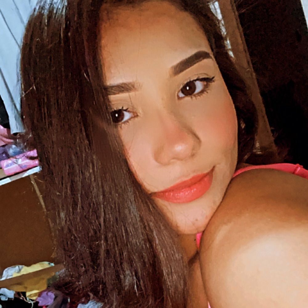 𝐿𝑜𝑟𝑦🍒