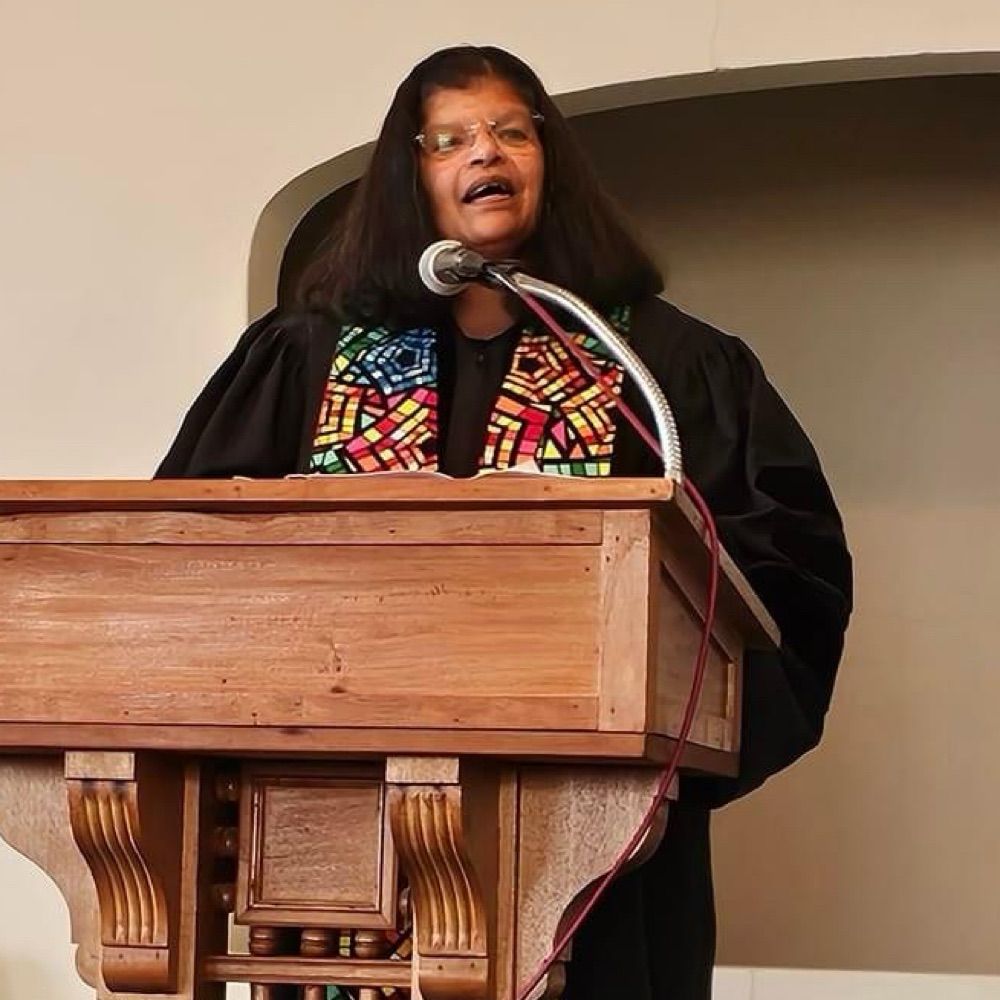 Rev. Dr. Leslie Carole Taylor