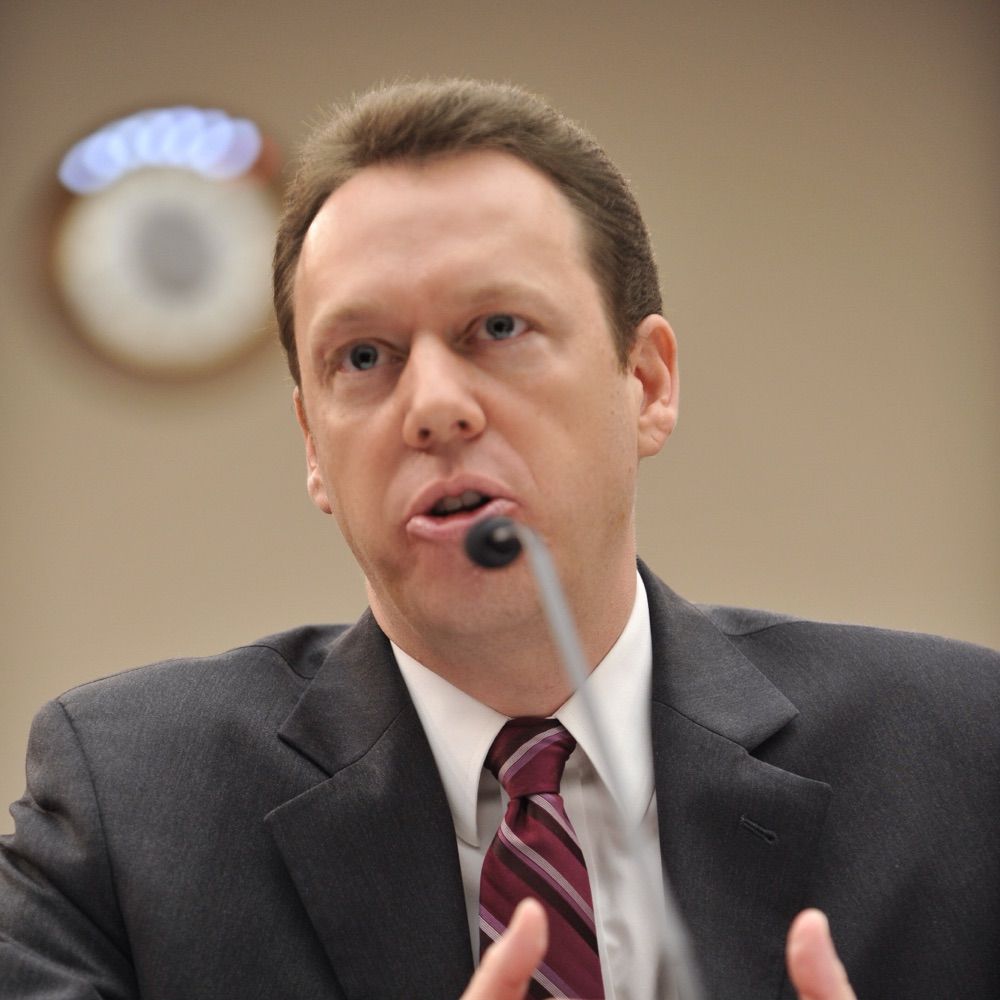 Lucian E. Dervan