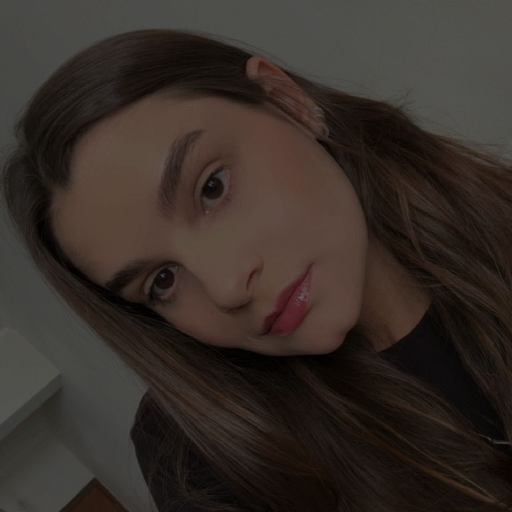 ana f