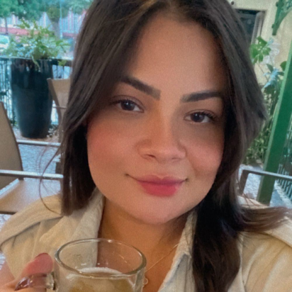 Diva peituda