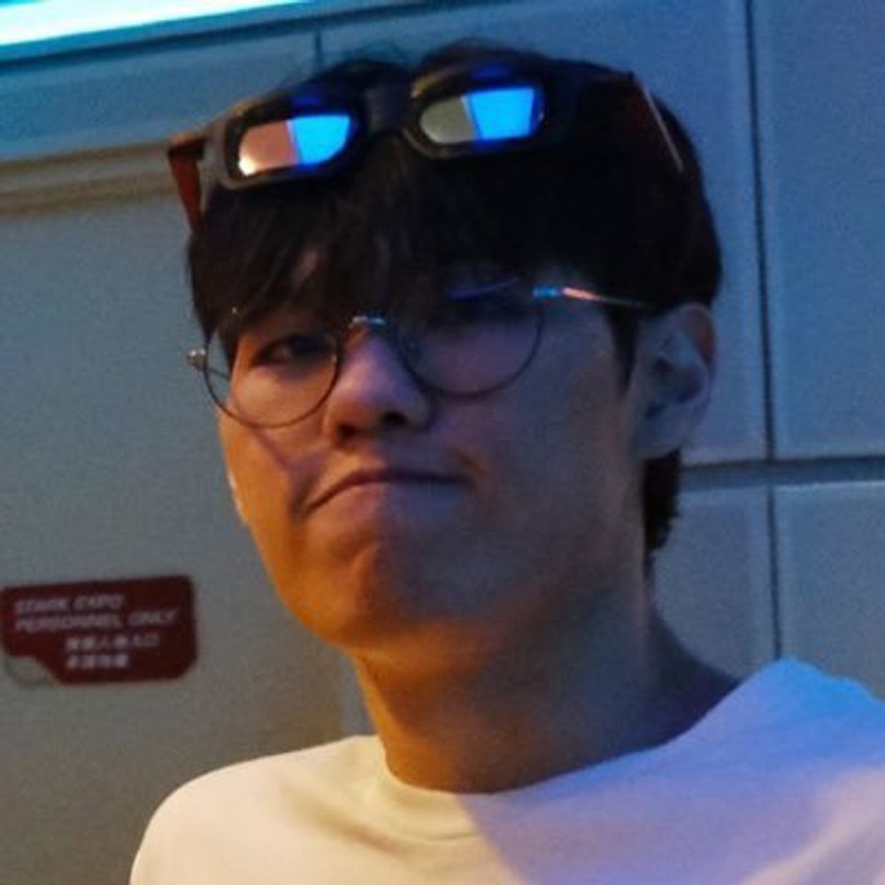 무 (•̀ᆽ•̀)