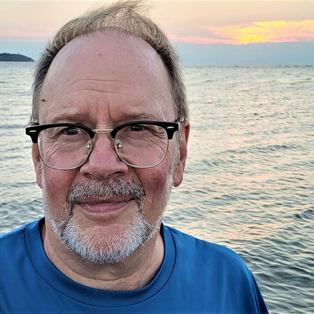 Matthew R Anderson