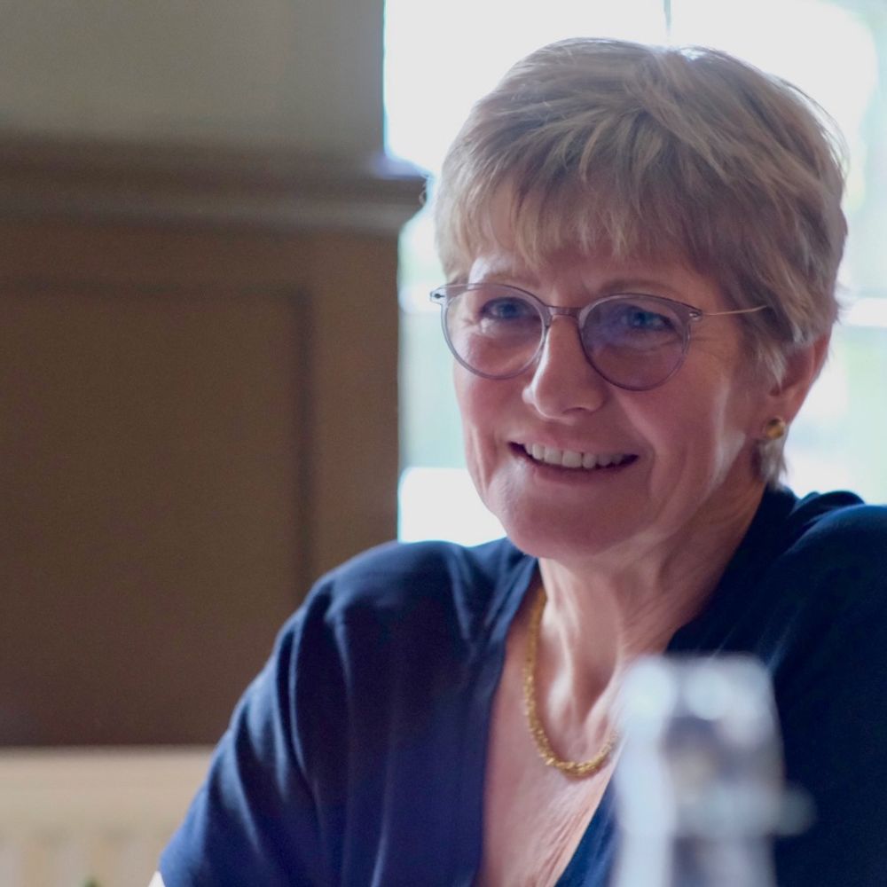 Julie Mellor