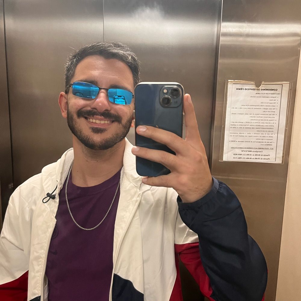 André