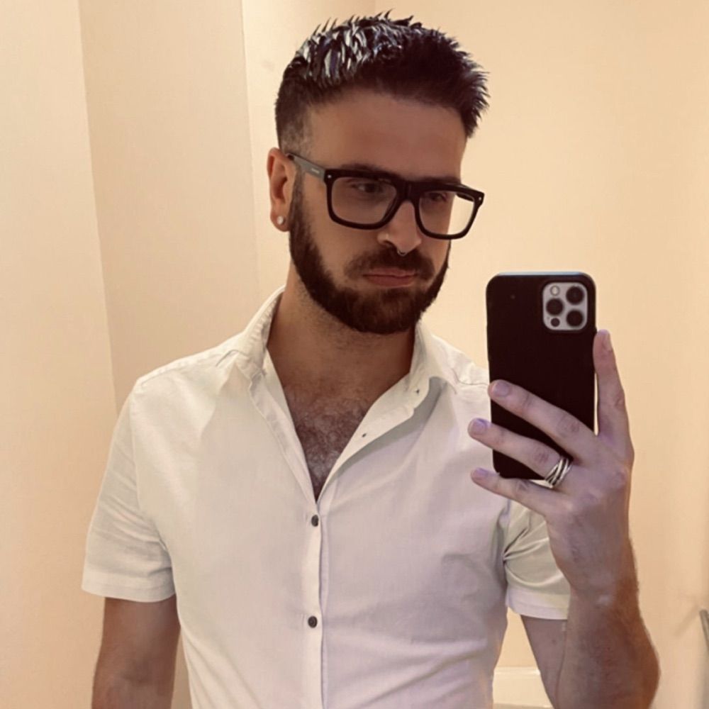 Lee
