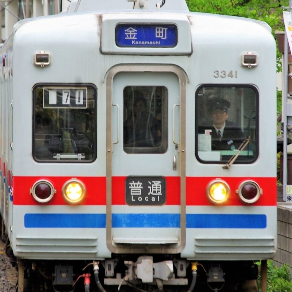 ぶるすか2200形