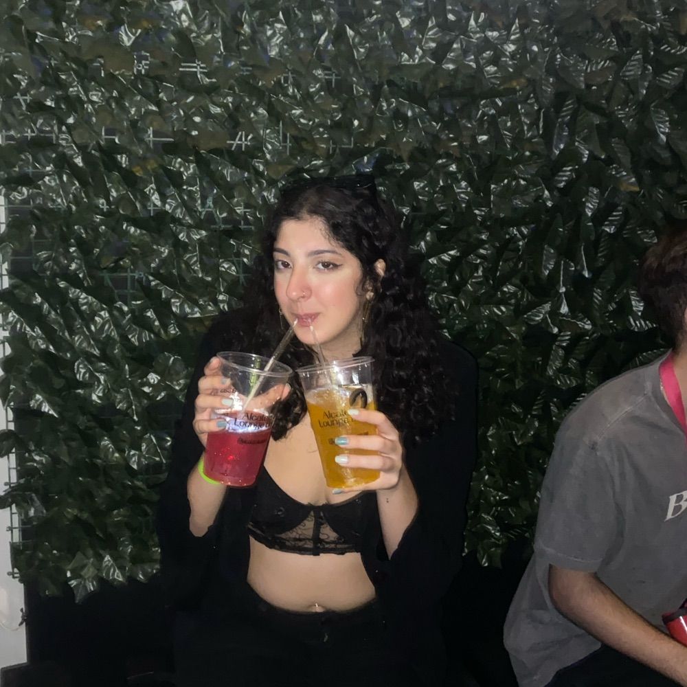 mia