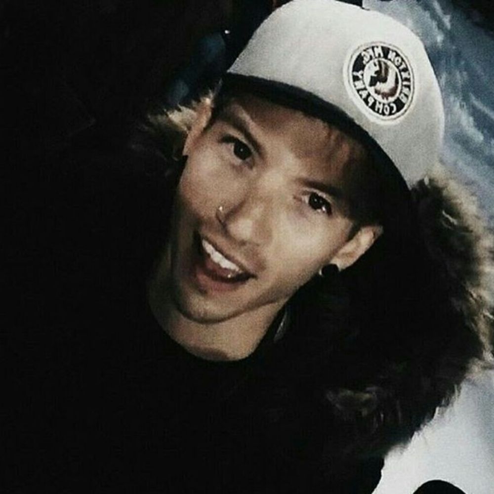 Jamie ⊬