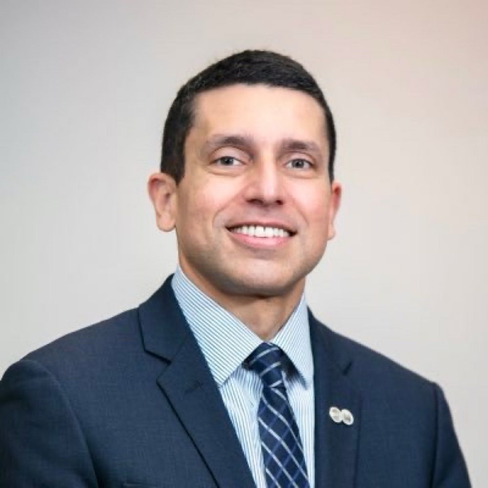 Luiz Marcelo Azevedo 🇺🇸🇧🇷