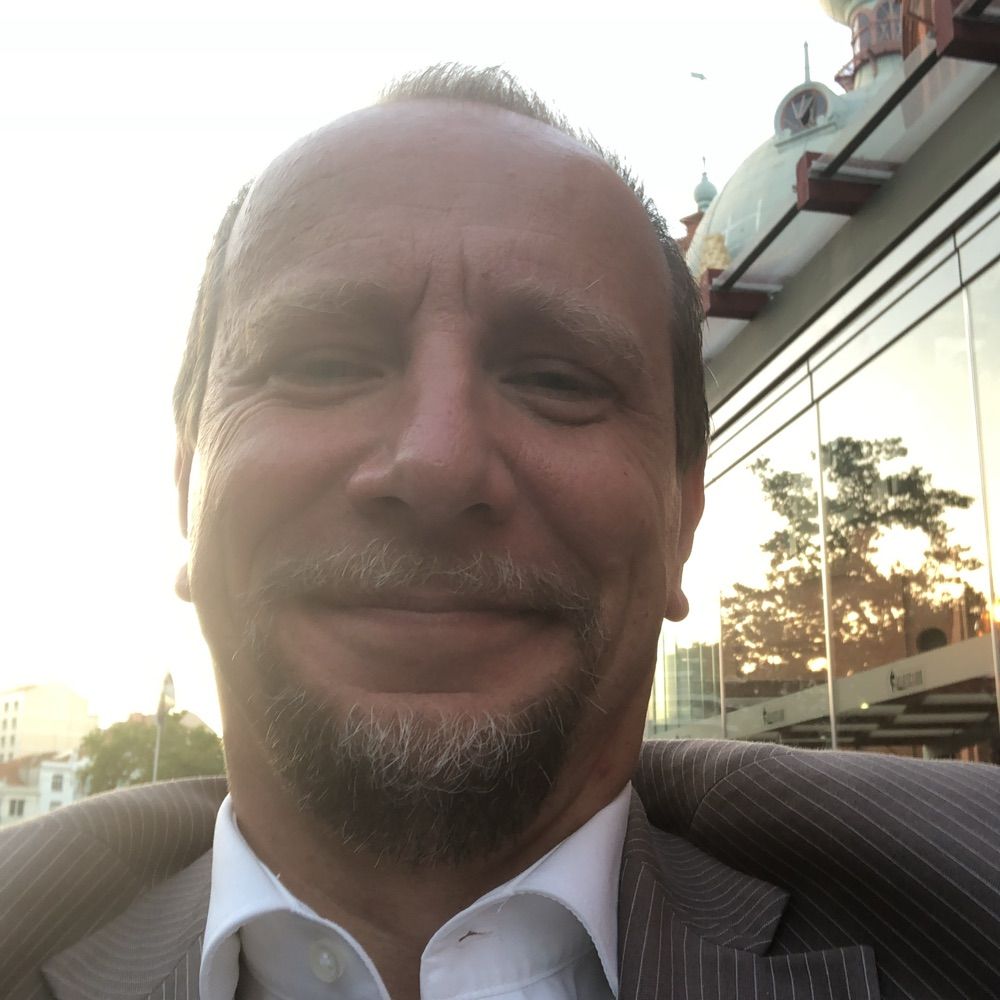 Henning Kahl