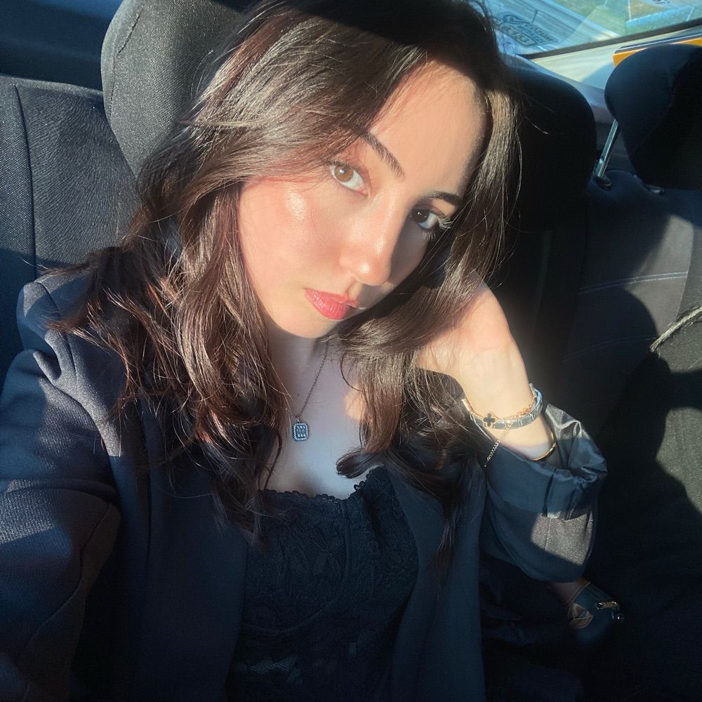 B💞