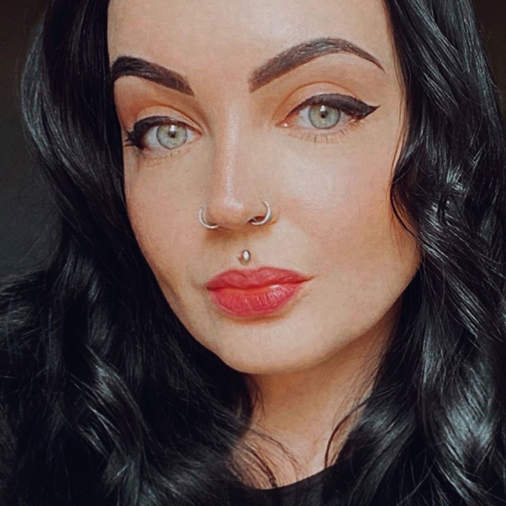 👽 𝕷 𝖞 𝖓 𝖘 𝖊 𝖞 🐉