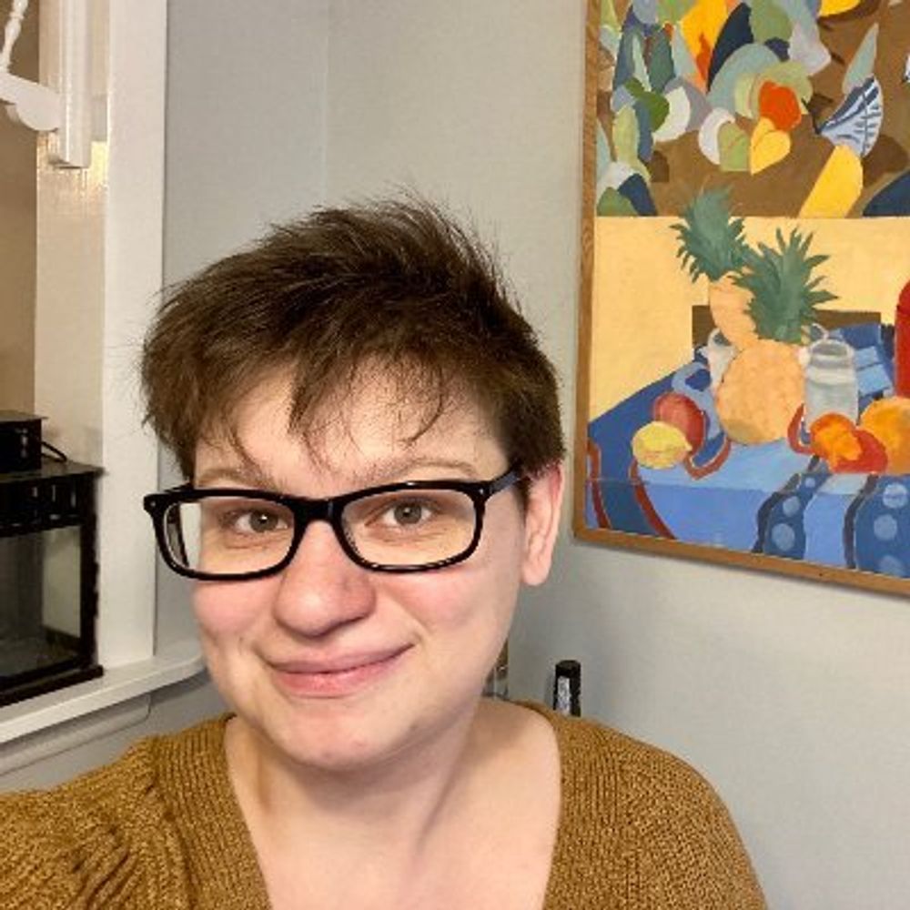 Caroline Marris (she/her)