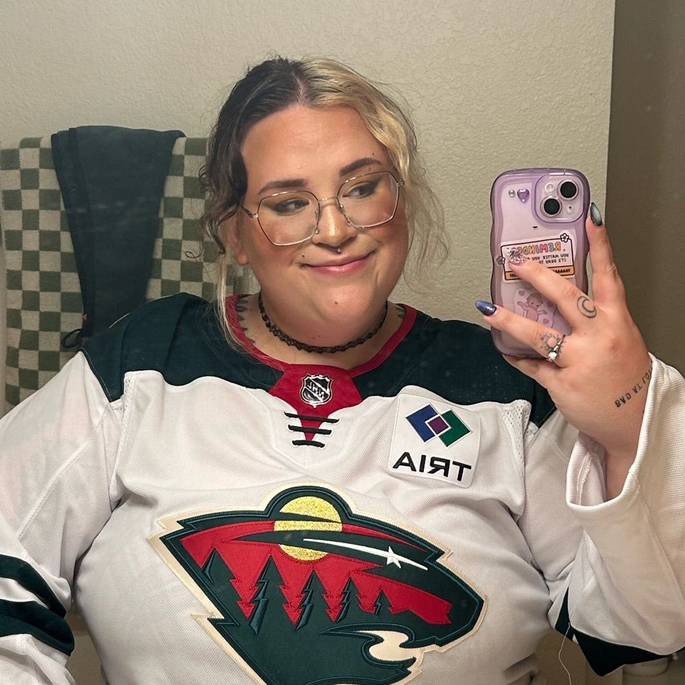 LJ 🏒✨