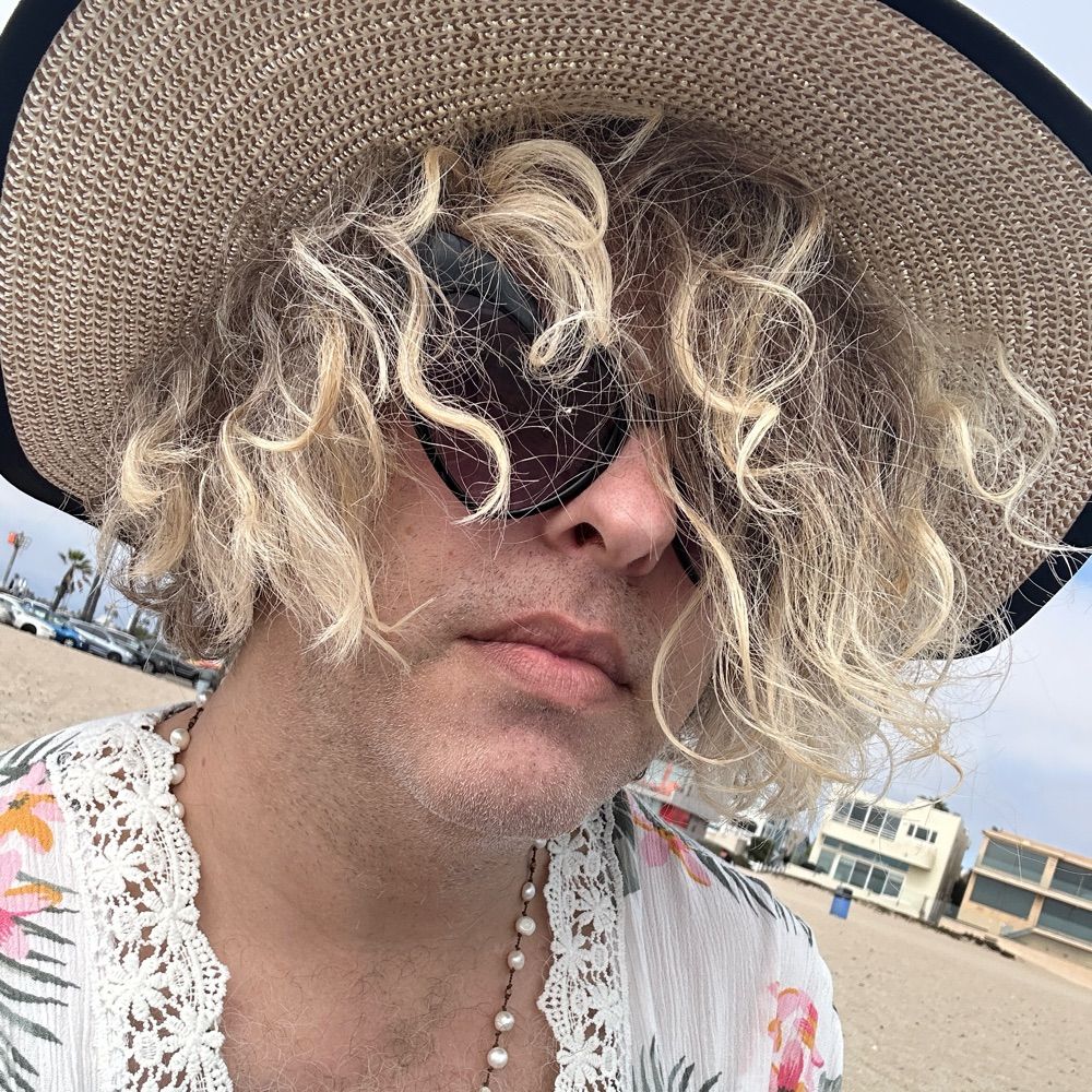 Evan Thomas 🏳️‍🌈 🍉