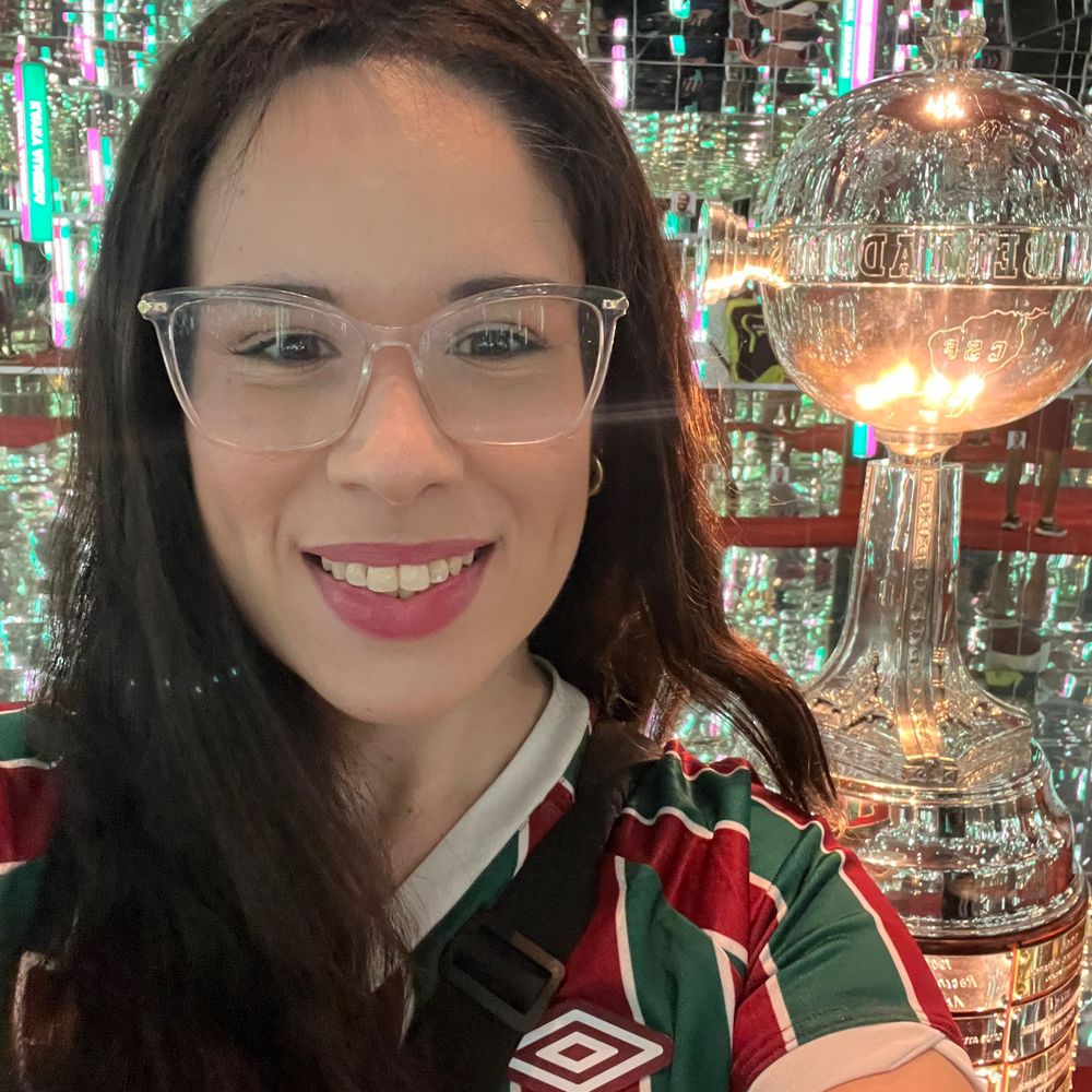 Nalu Carvalho