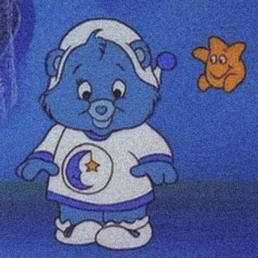 O menino cacheado que voce quer pegar