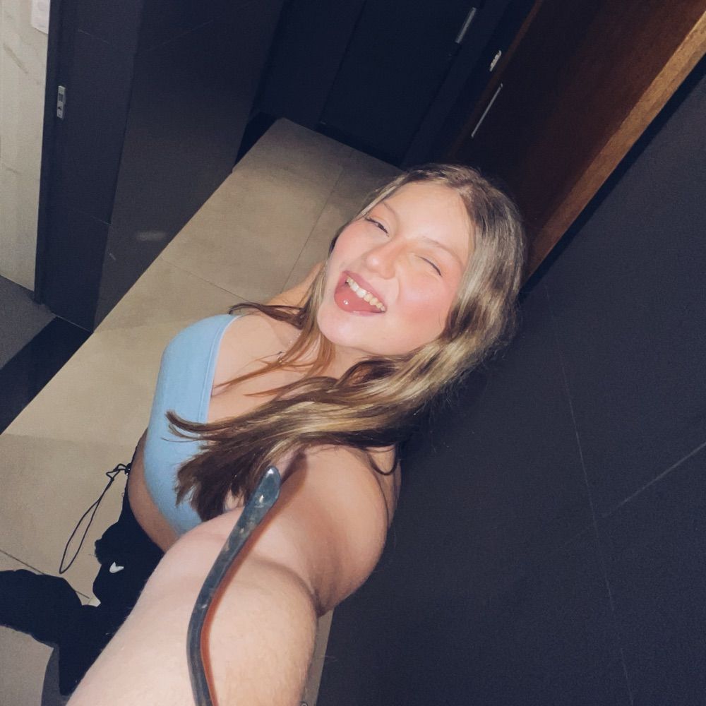 Clara☄️