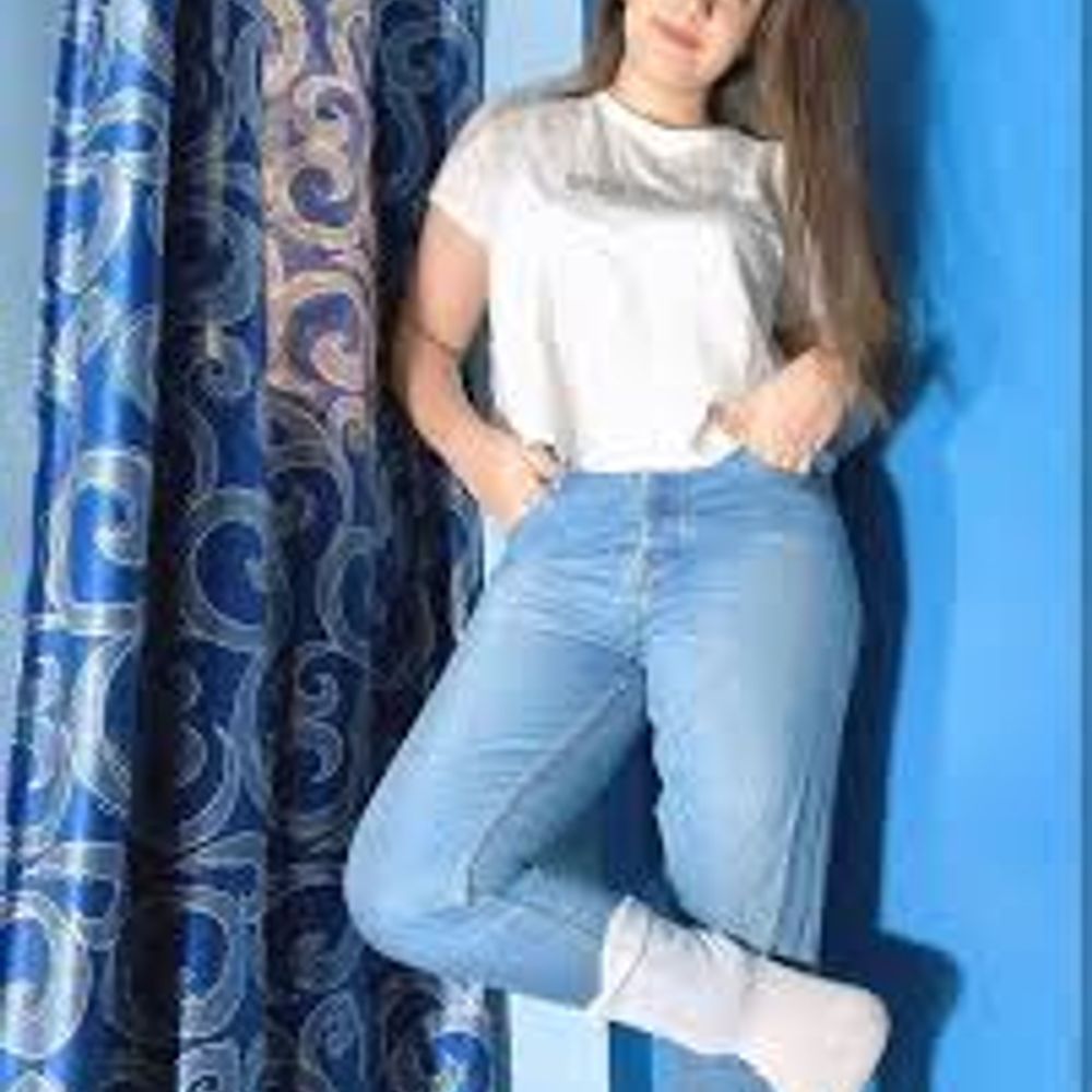 Nadia Farooq