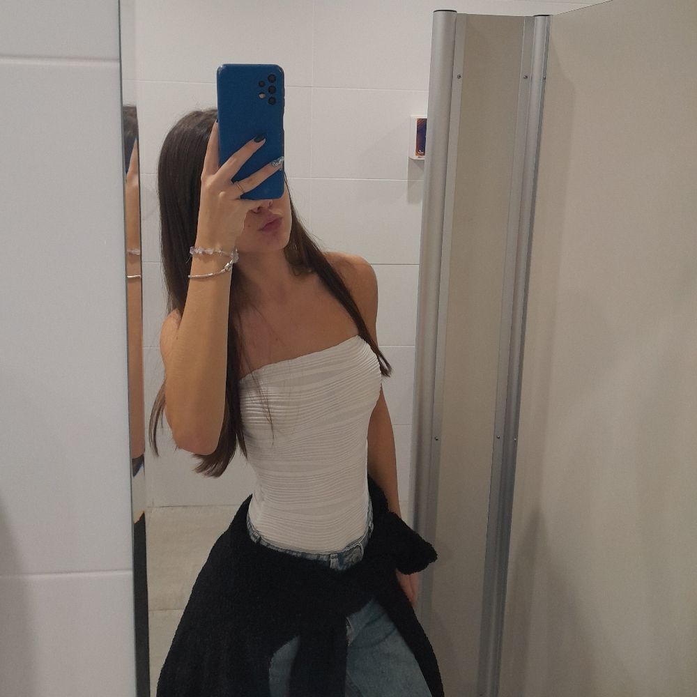 🙋🏼‍♀️