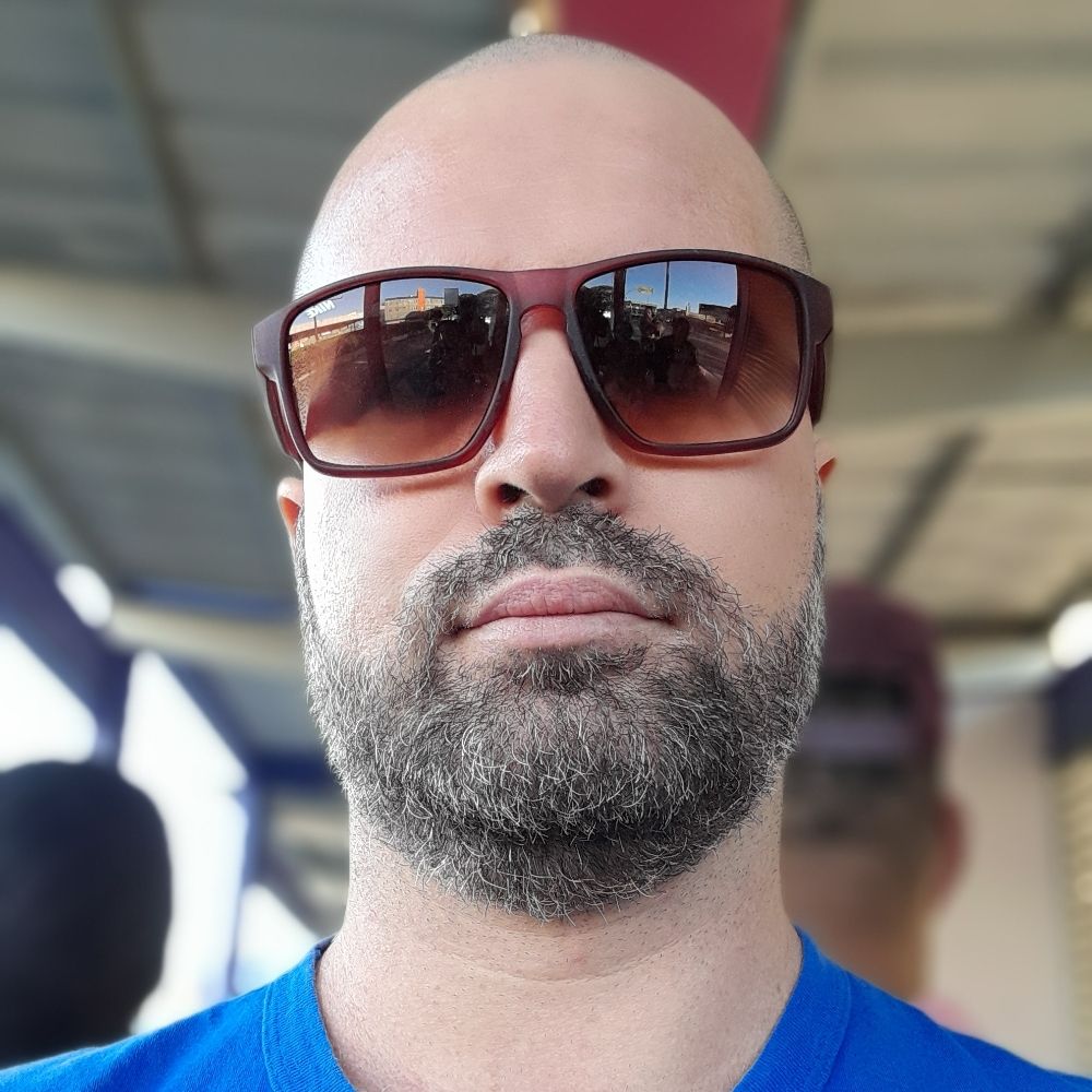 Elton Rios 