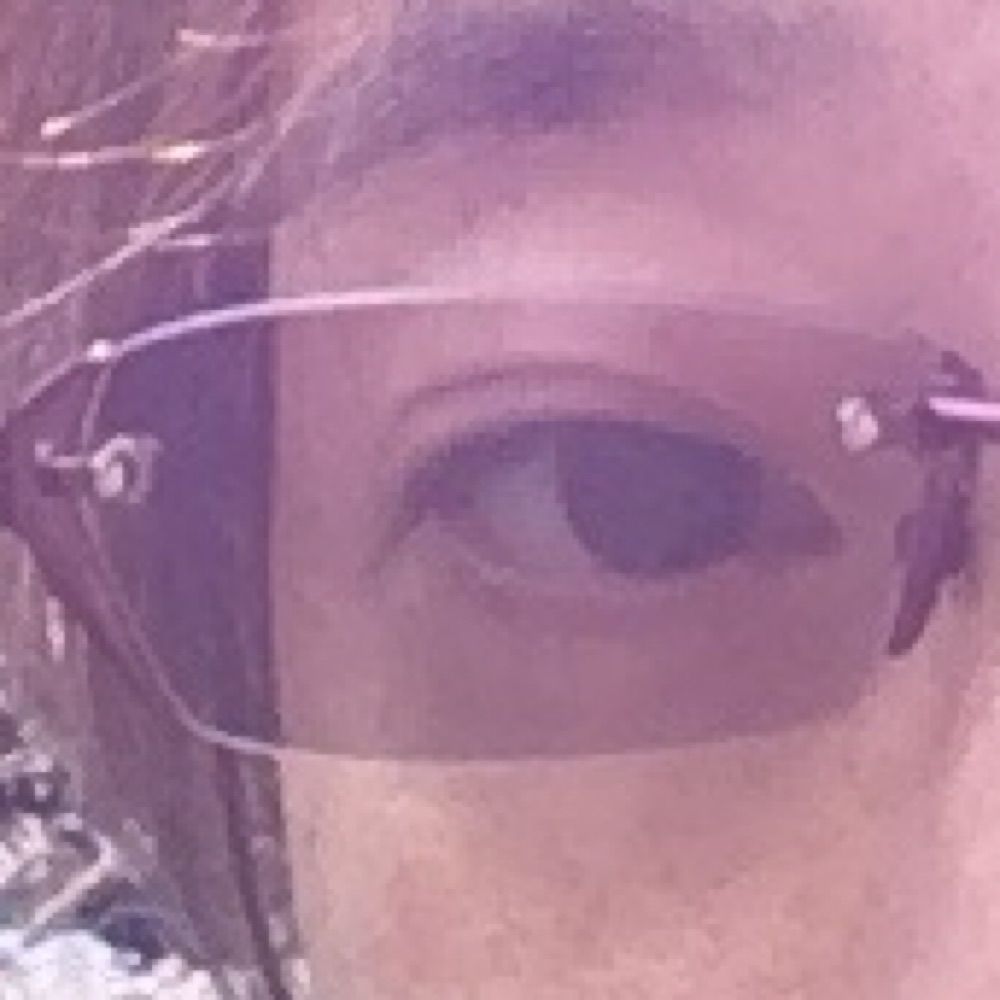 藍(eYe)