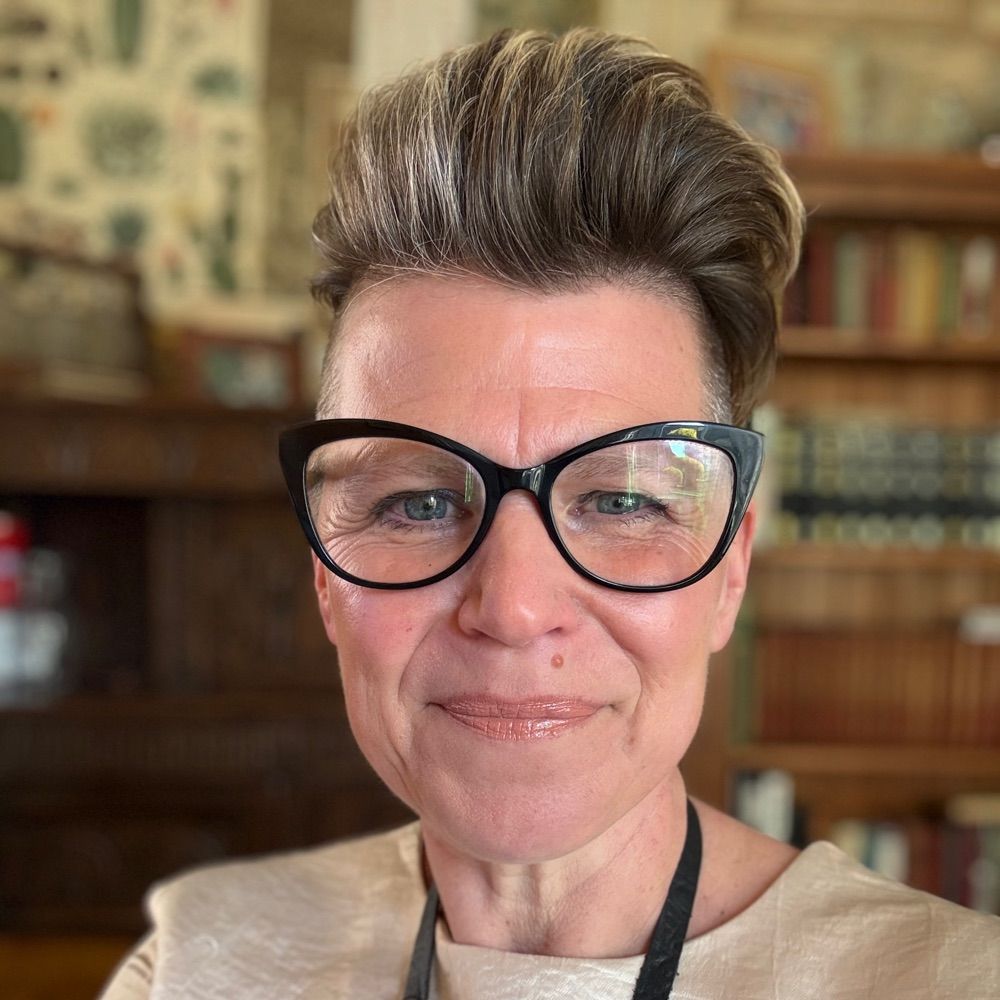 Jo Small
