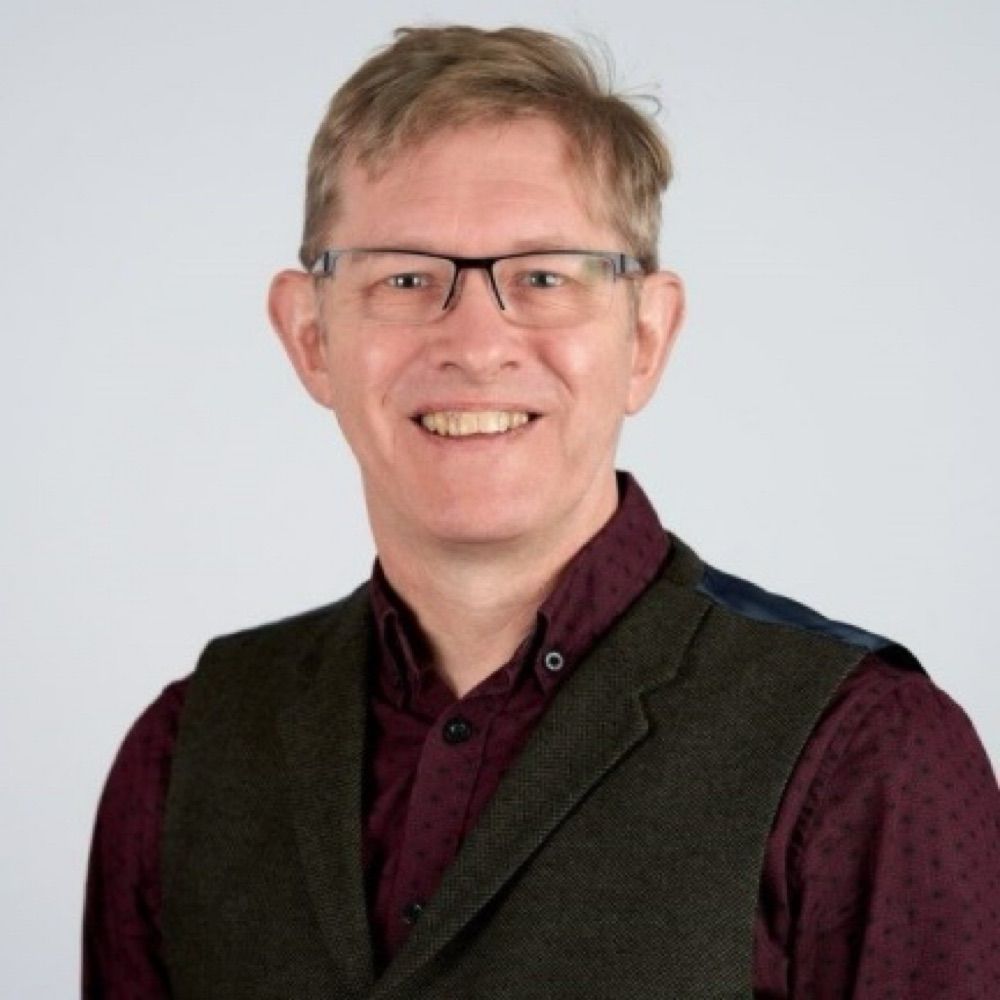 Dr David Reeve