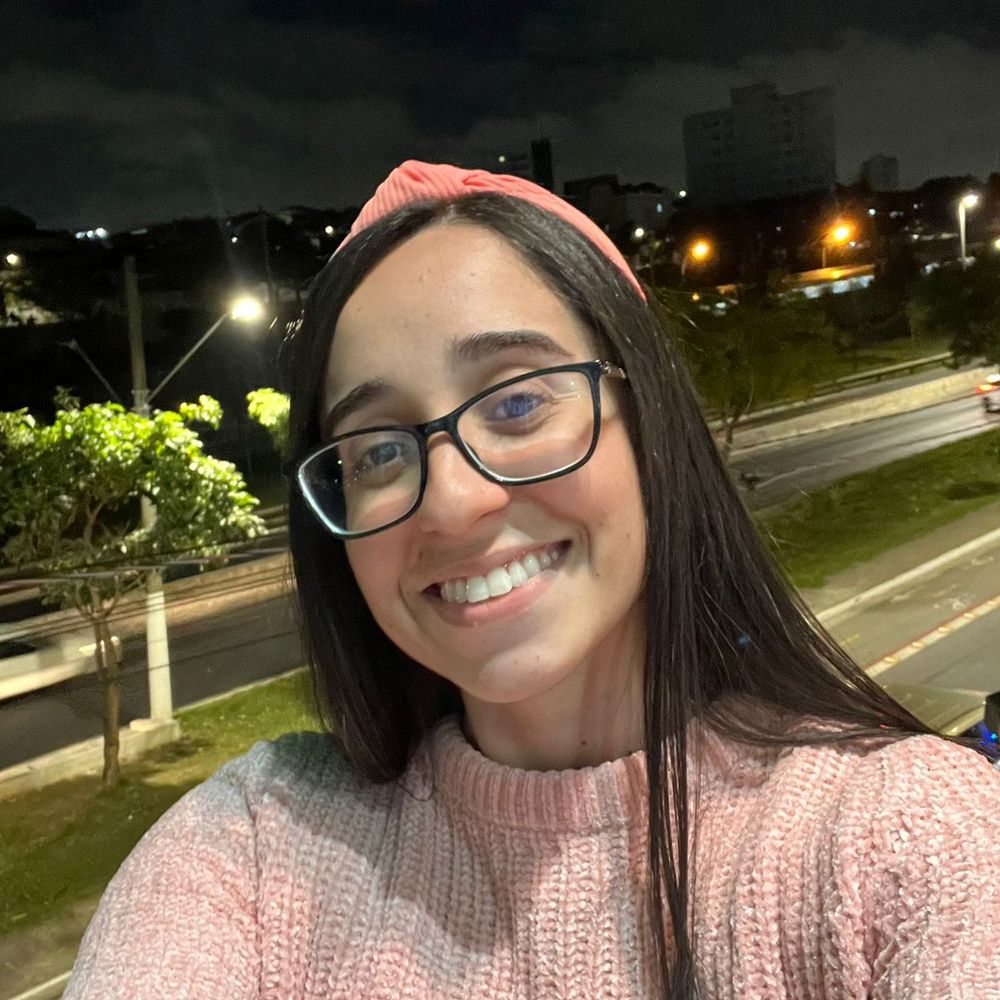 Aline Cristine com E