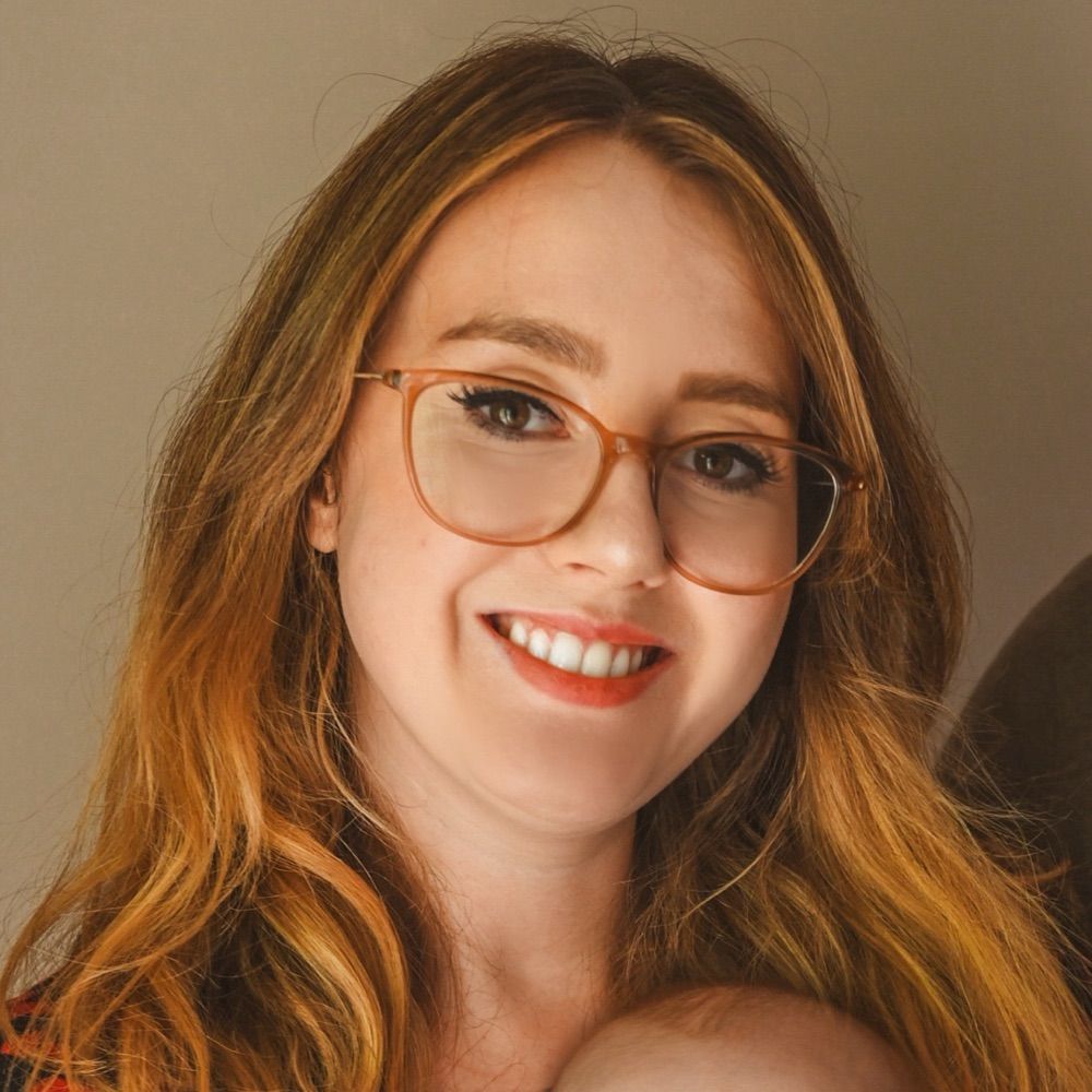 Eve H