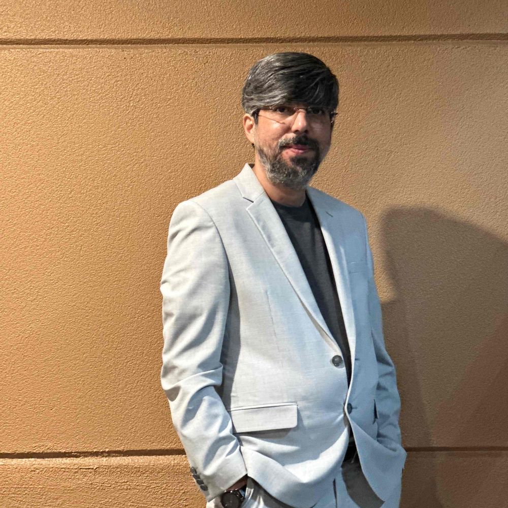 Vahdat Yeganeh