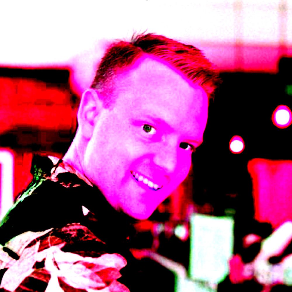 Wes Bot - Wrong account. Follow @wesbos.com 