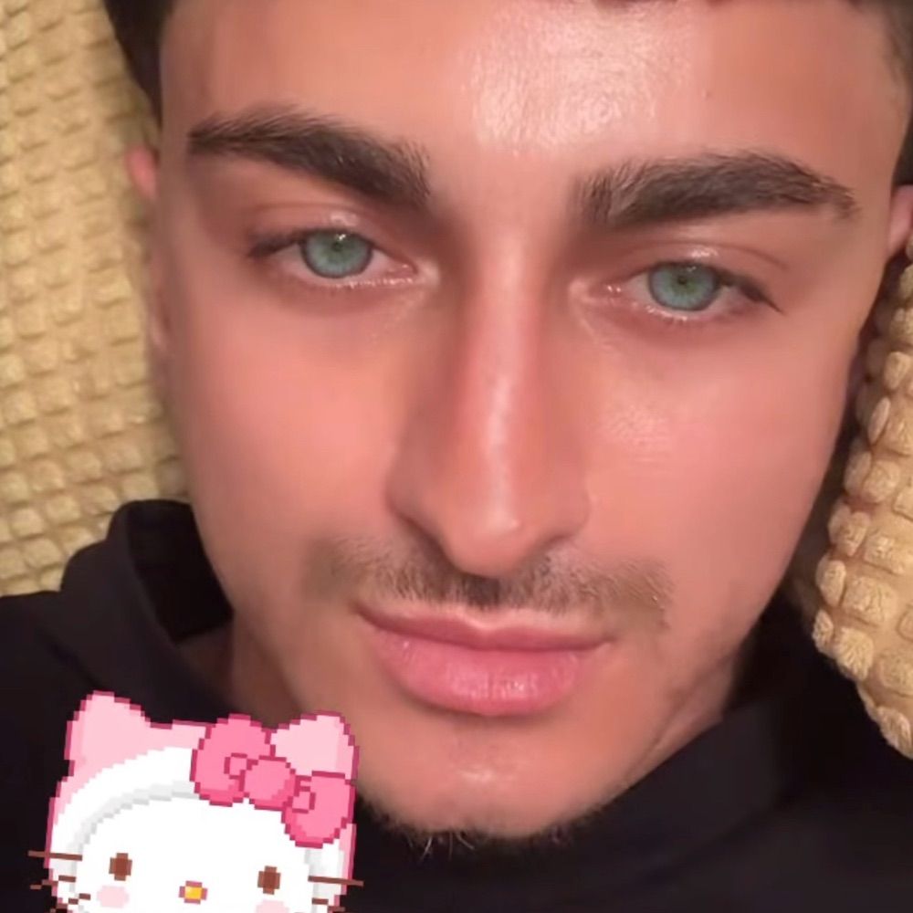 👁️Amadeo👁️