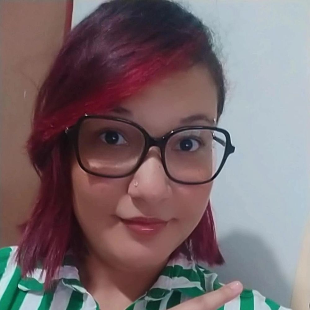 Simy|Content Creator