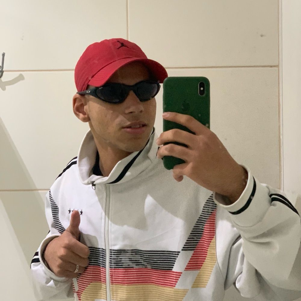 Gustavo Escouto 