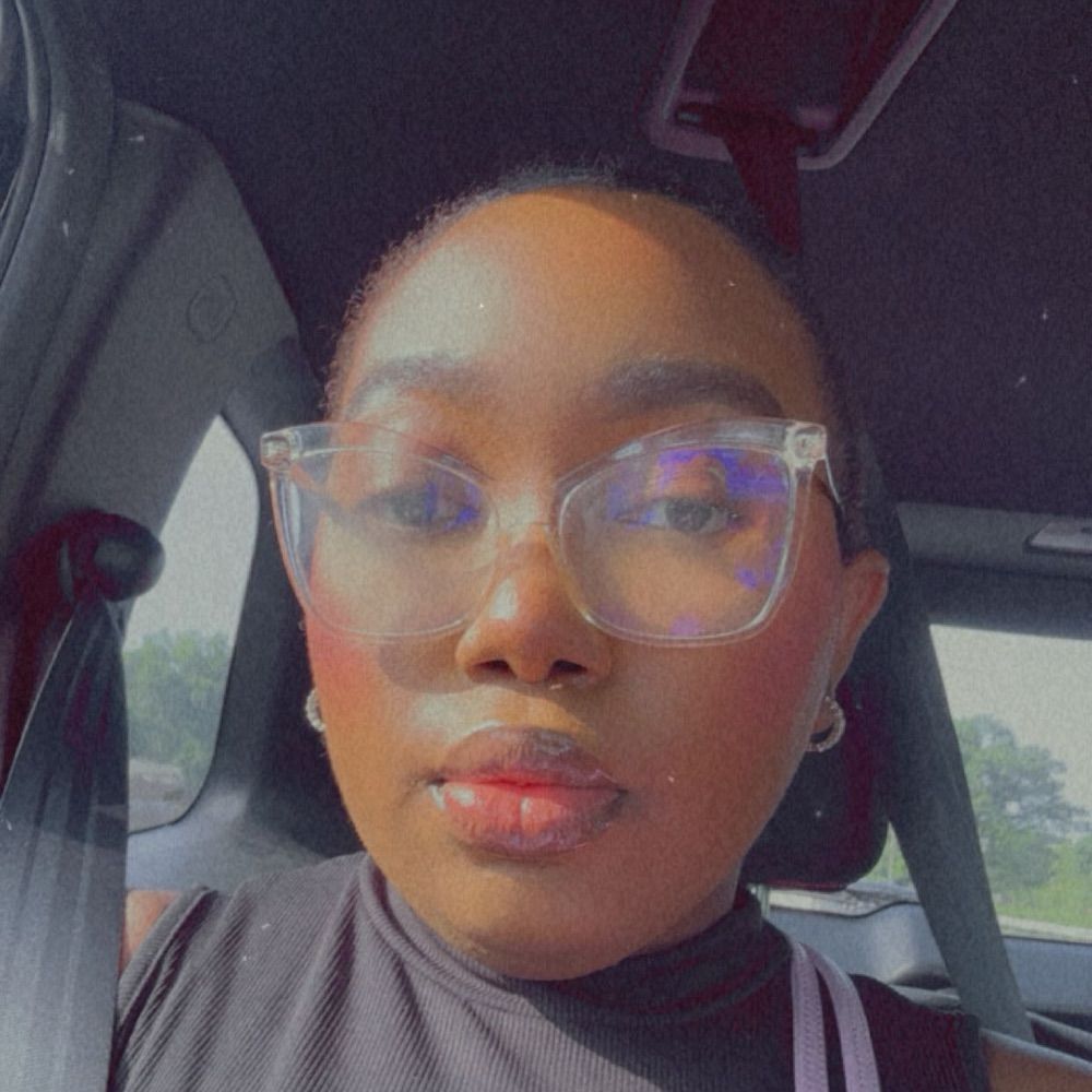 Tyla🧡🧡📚
