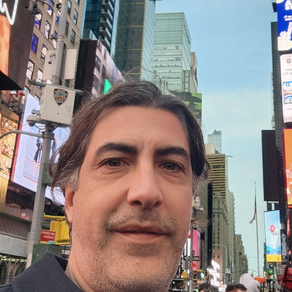 Leonardo De Cosmo