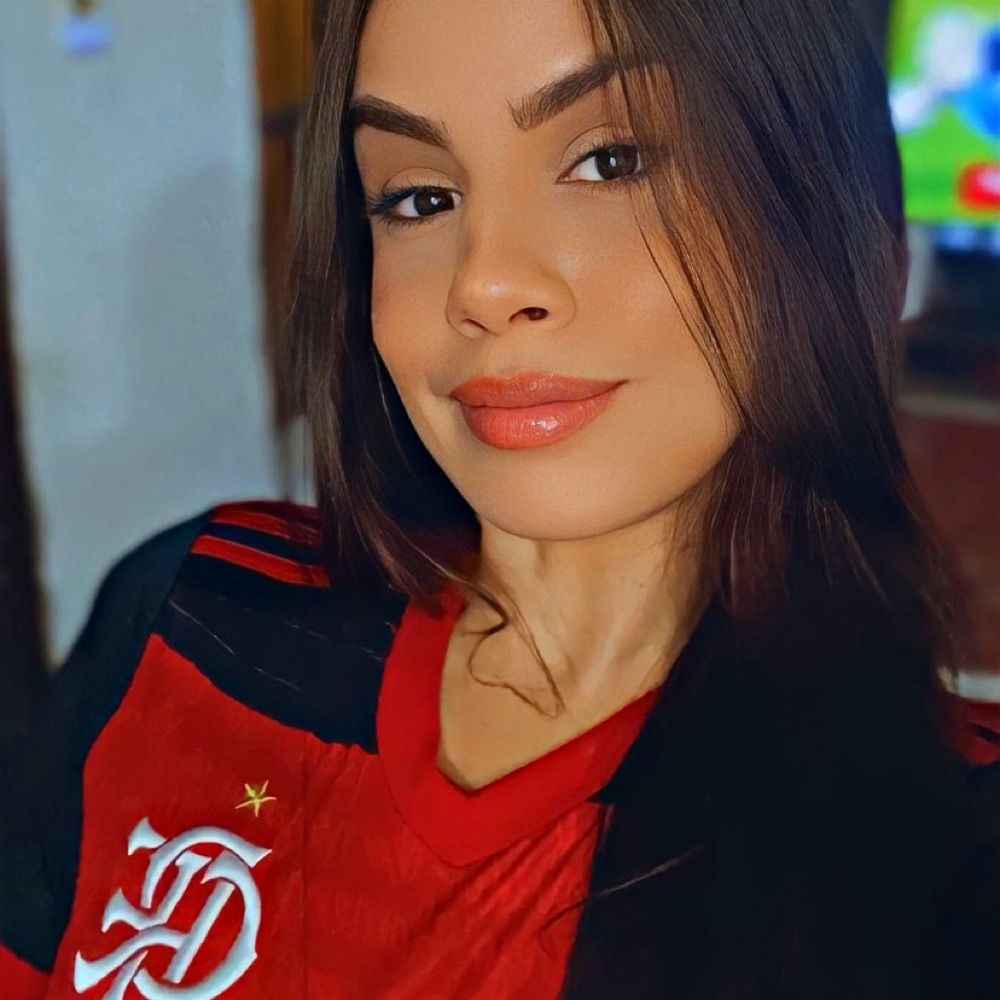 Hellen Alves 
