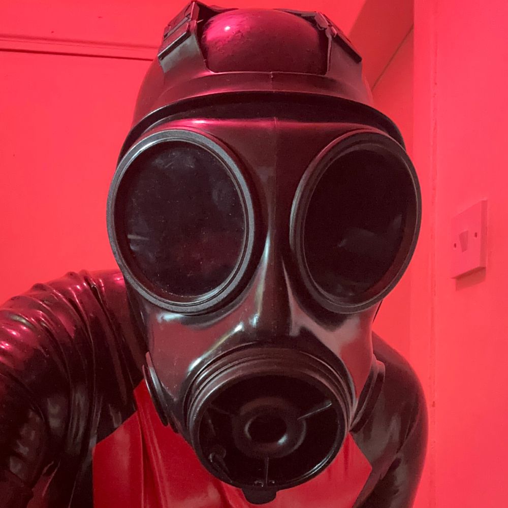 PupCam 🔜 Locked, KINK club, MRM