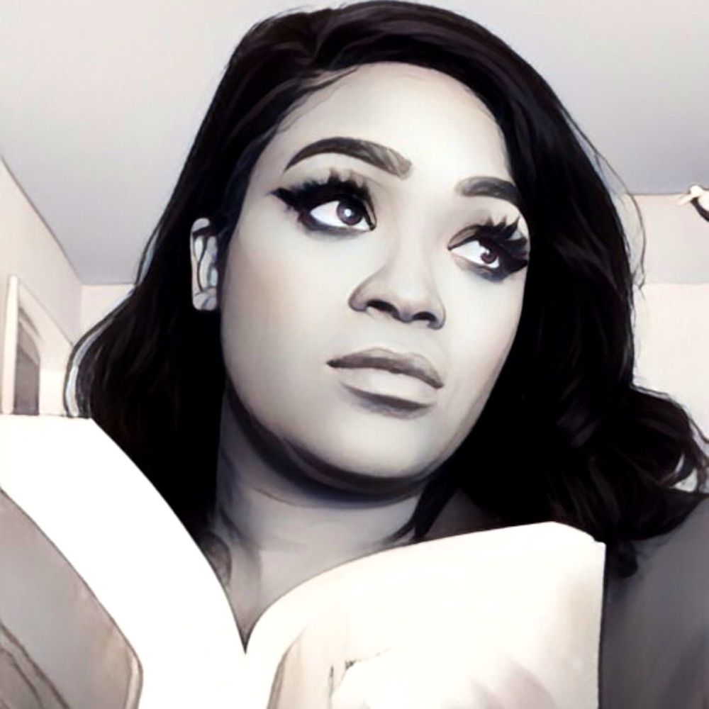 Author Cynarae Black