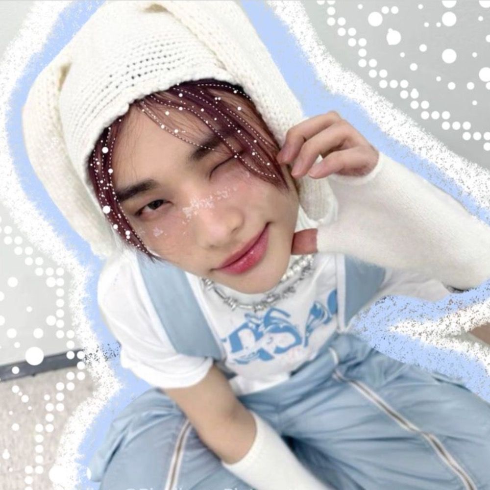 ఌ︎ LeeknowKnows ఌ︎