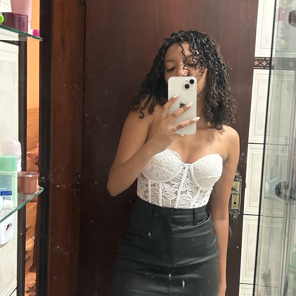 _Lily_Andrade