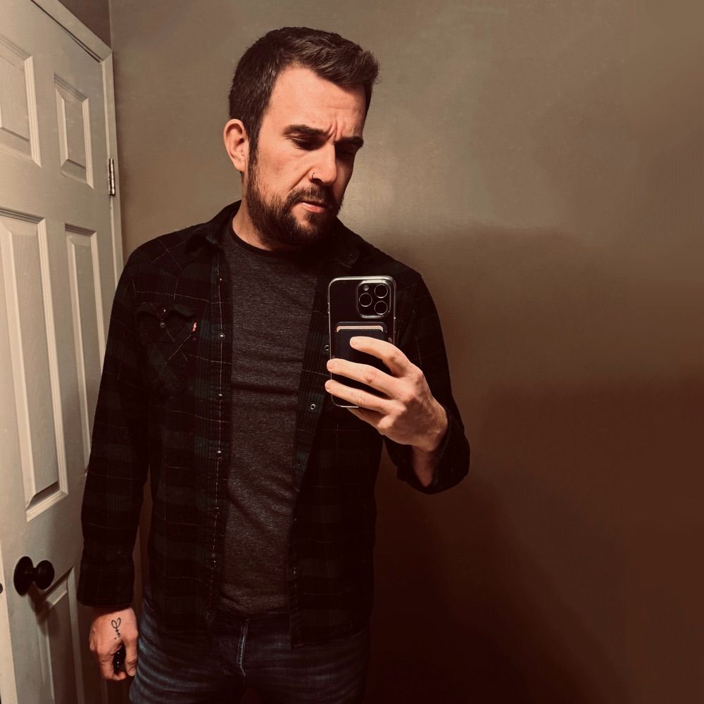 Joshua Eric Thomas
